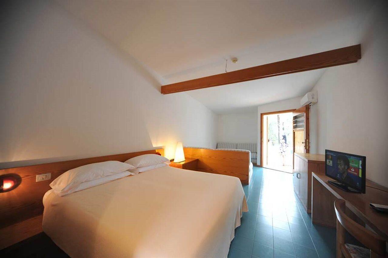 Hotel Kyrie Isole Tremiti 산도미노 외부 사진