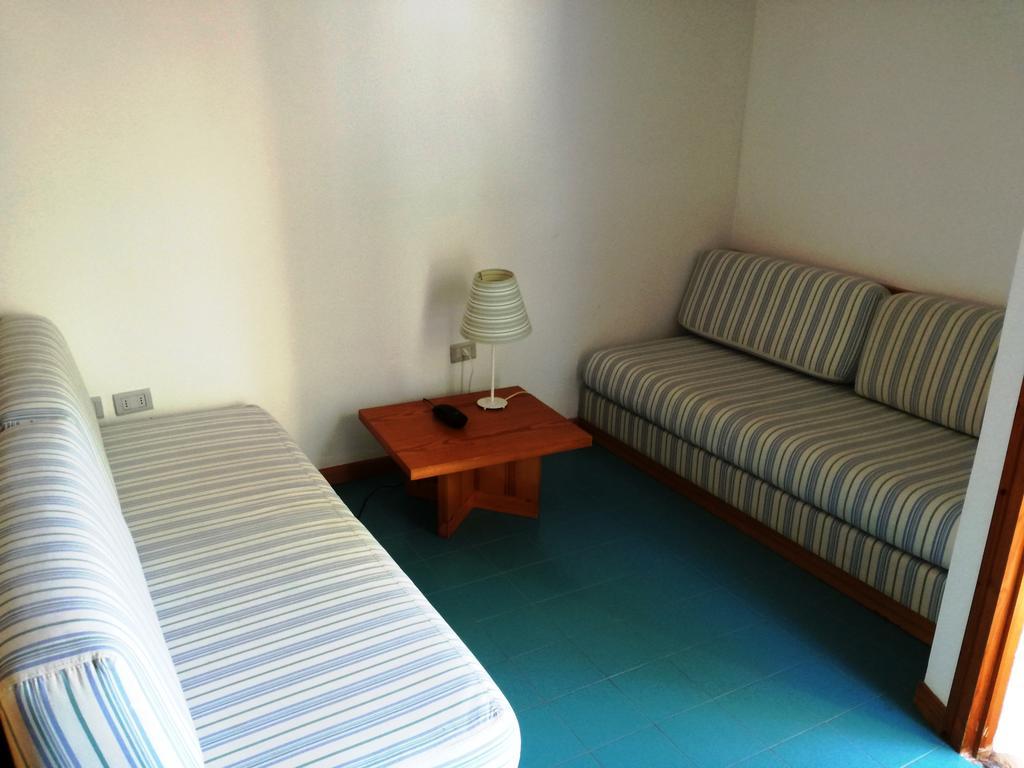 Hotel Kyrie Isole Tremiti 산도미노 외부 사진